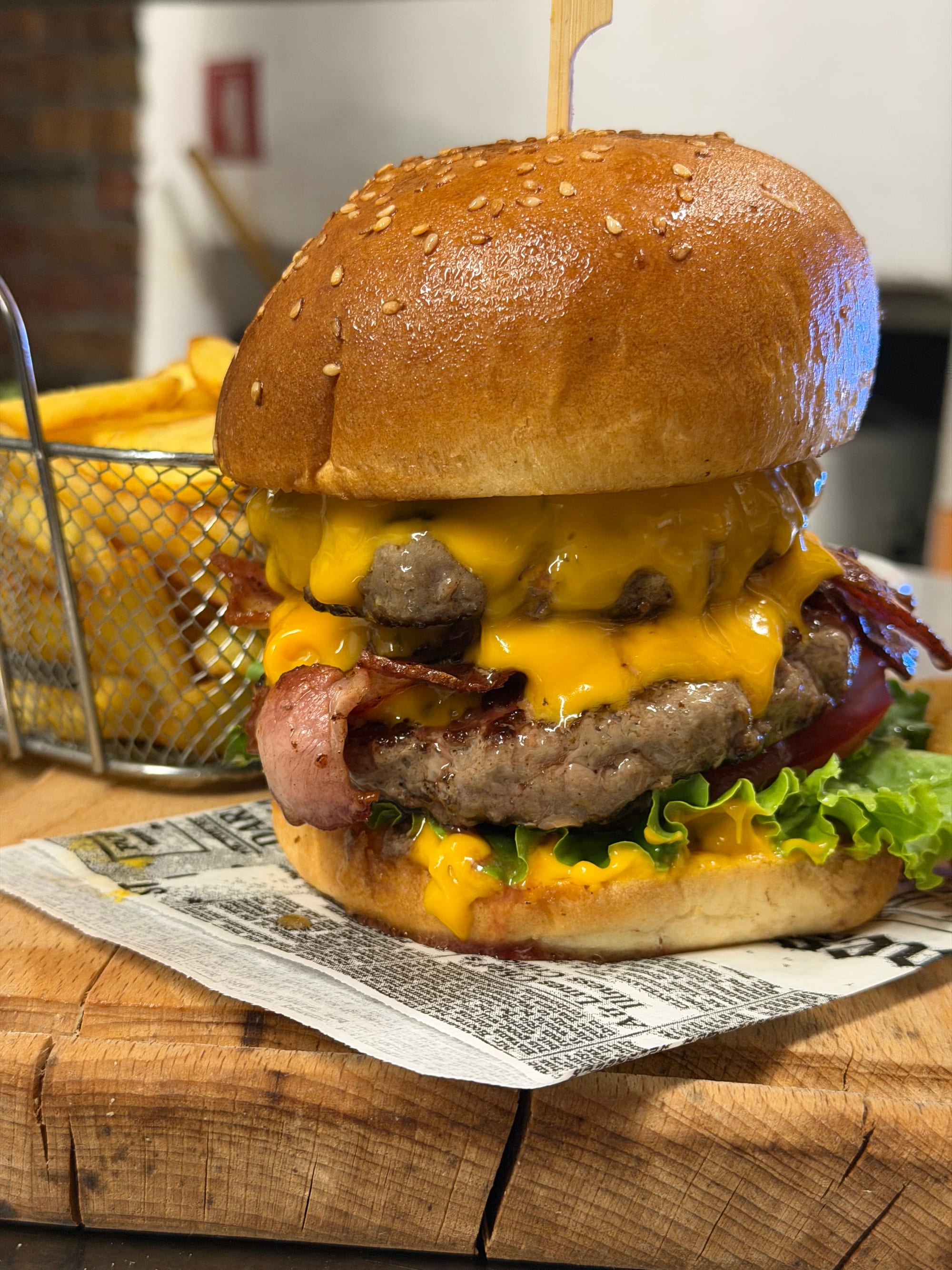 Leščan burger z žara